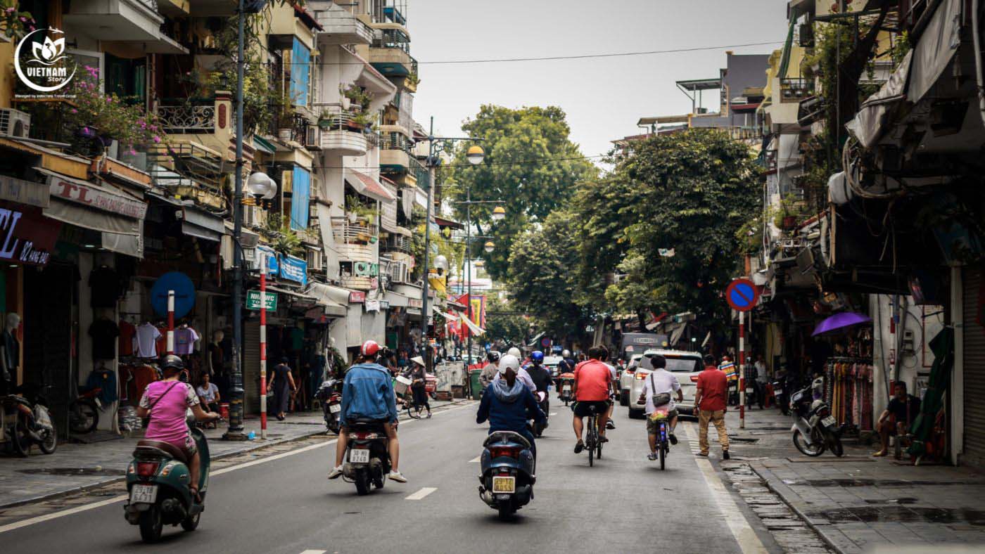 Exploring the bustling Hanoi Old Quarter