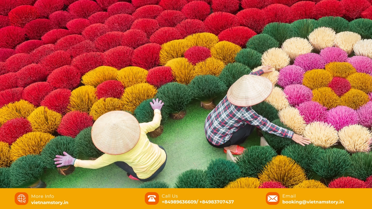 Learn about the traditional incense making process Vietnam from the locals in Quang Phu Cau Learning about the traditional incense making process in Quang Phu Cau