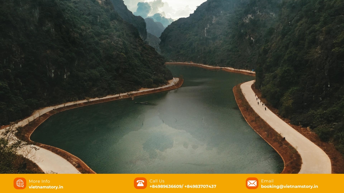 Am Tien Cave is a promising destination in Hoa Lu, Ninh Binh, Vietnam