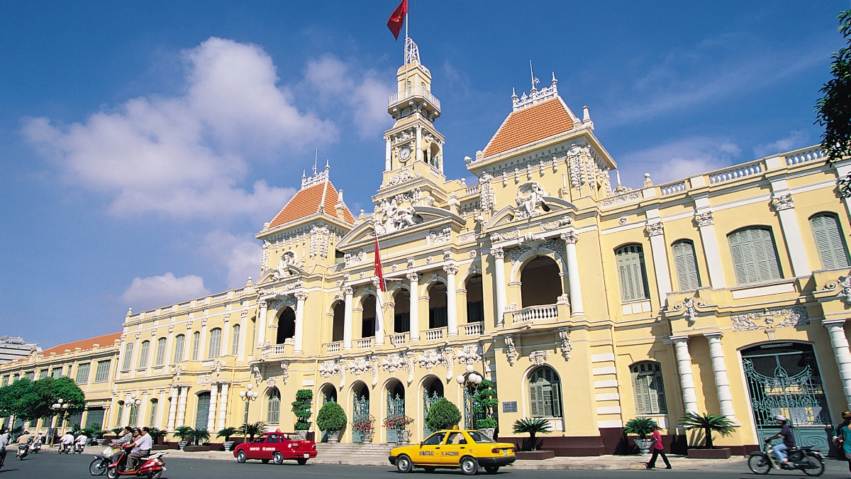Above 10 day tours