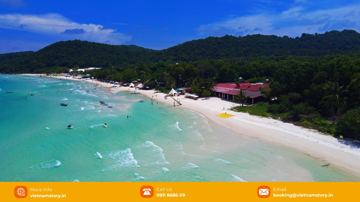 Many visitors consider Sao Beach the most beautiful beach on Phu Quoc Island 